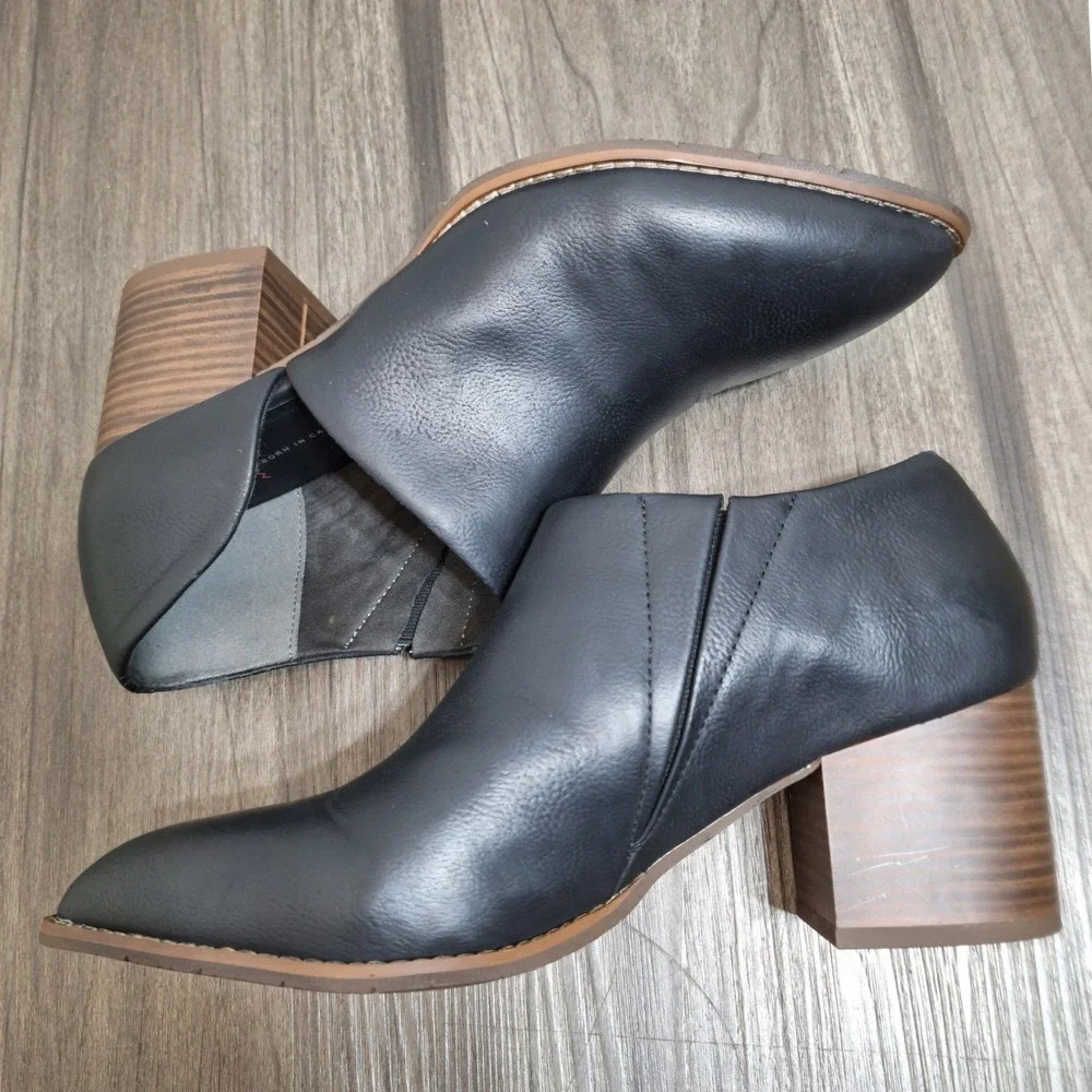 BC Footwear Women's 8.5 Black Vegan Leather Cut Out Pointed Toe Block Heel Boots